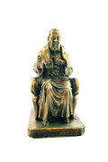 Statua Padre Pio seduto