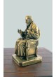 Statua Padre Pio seduto