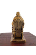 Statua Padre Pio seduto