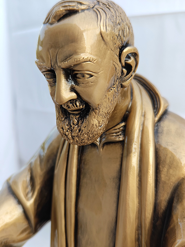 Statua Padre Pio accogliente 60cm a 115cm