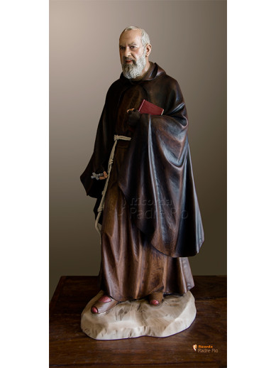 Statua Padre Pio con mantello, 85cm e 107cm